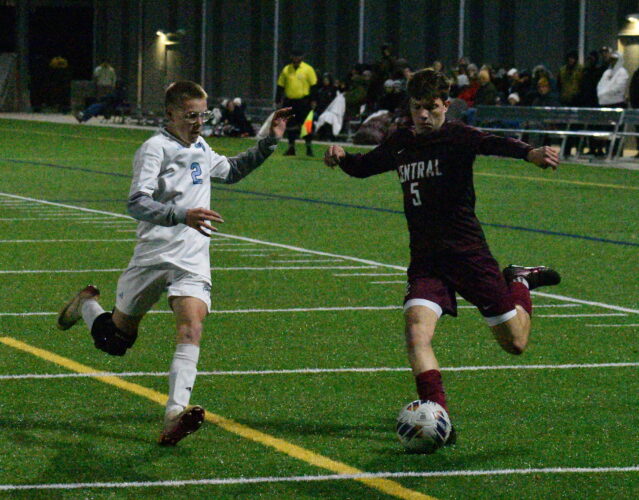 Wheeling Central Boys Roll Past Parkersburg Catholic In Regional